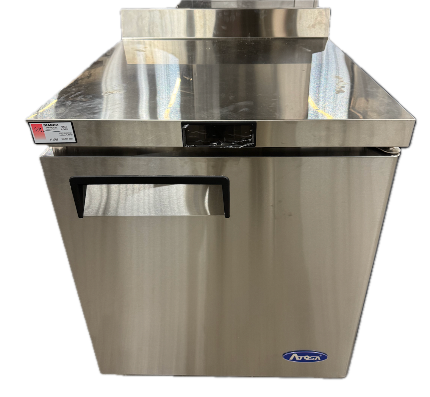 MGF8412 27" UNDERCOUNTER WORKTOP FREEZER, 120V (M.111308)