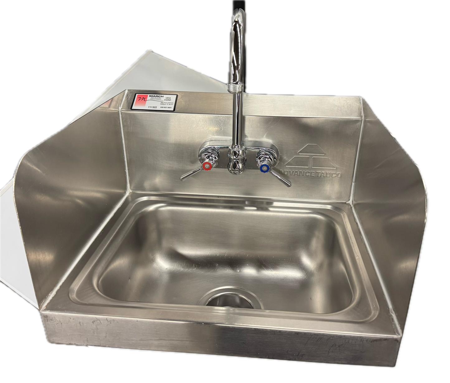 WALL MOUNT HANDSINKS W/SPLASHES (M.111322)