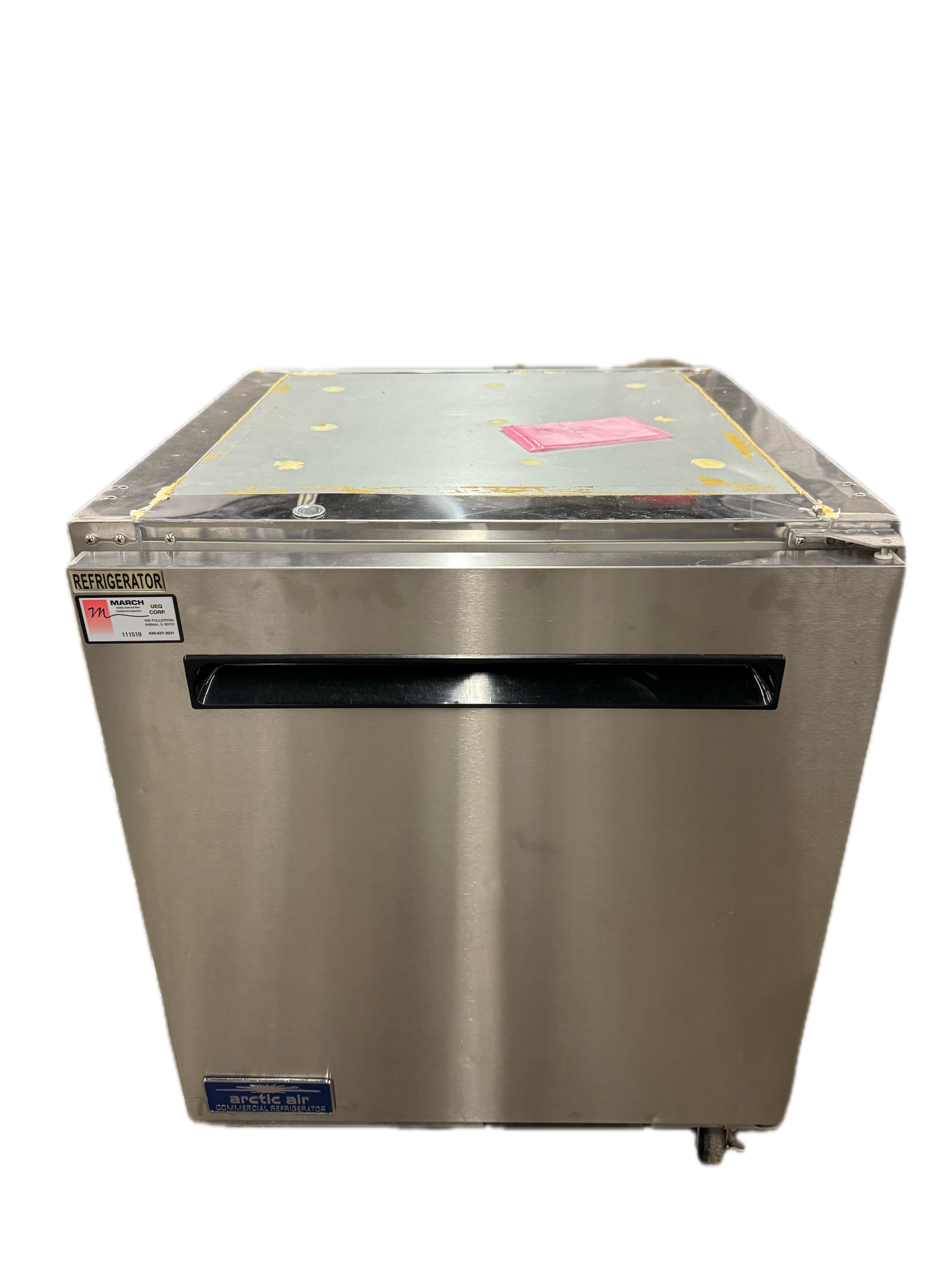 ARTIC AIR 27" UNDERCOUNTER REFRIGERATOR (M.111519)