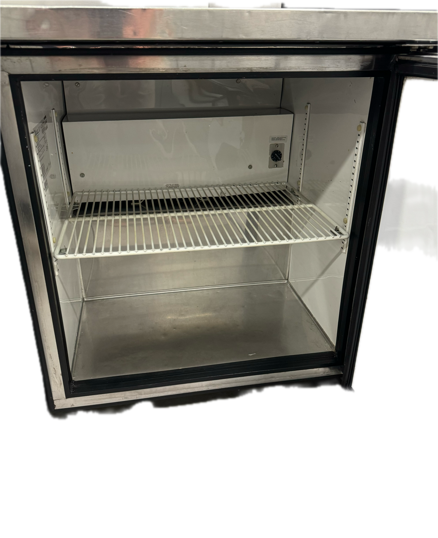 TRUE 27" UNDERCOUNTER REFRIGERATOR (M.109777)
