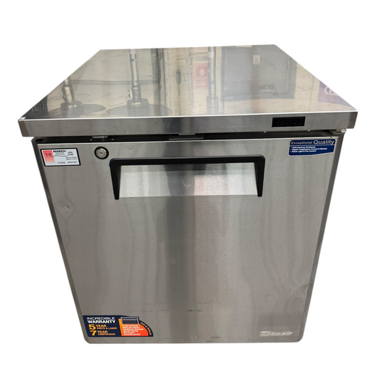 TURBO AIR 27" UNDERCOUNTER FREEZER (M.111416)