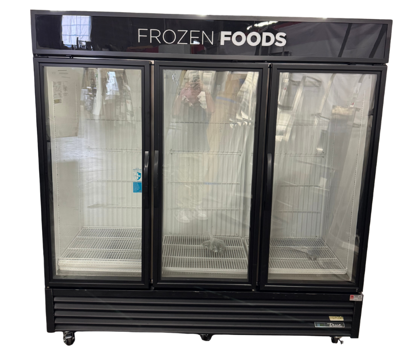 GDM-72F 3 GLASS DOOR FREEZER 8909860 (M.112017)