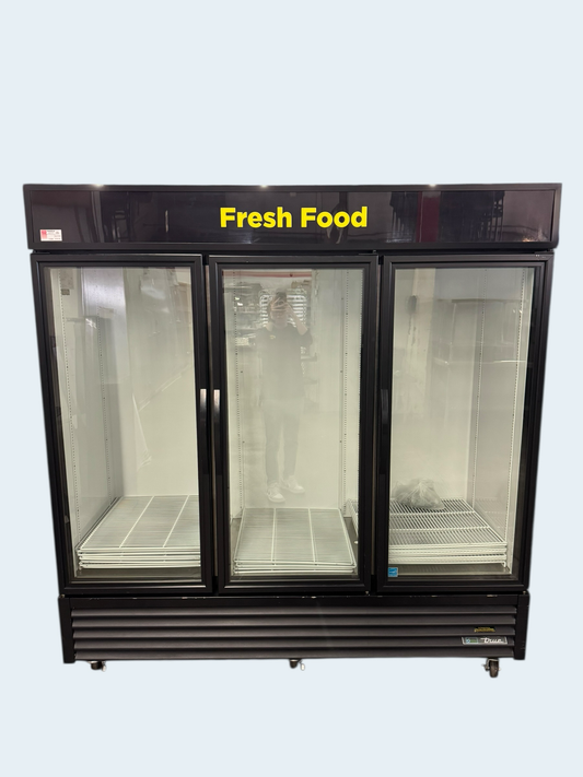 TRUE GDM-72 3 GLASS DOOR REFRIGERATOR 9425117 (M.112089)