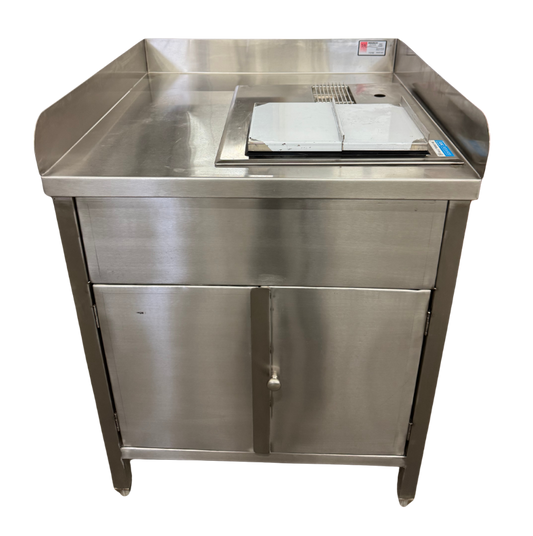 CUSTOM TABLE W/ICE-N-WATER STATION (M.112192)