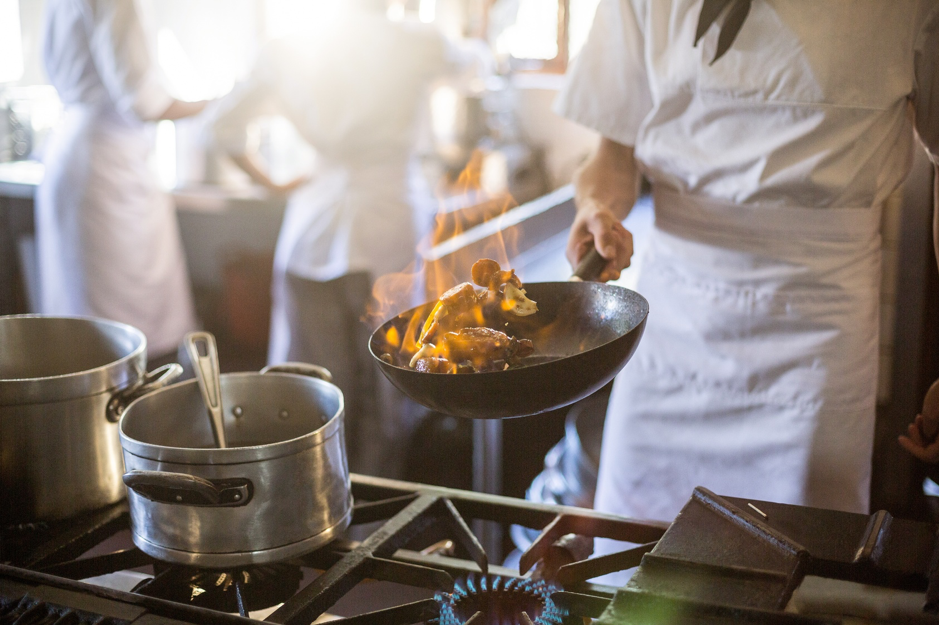 Six Things to Keep in Mind Before Buying Used Restaurant Equipment in Naperville, Illinois