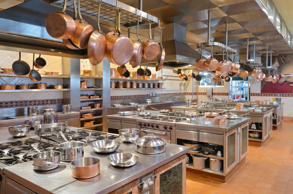 Five Reasons to Buy Used Restaurant Equipment in Lake Forest
