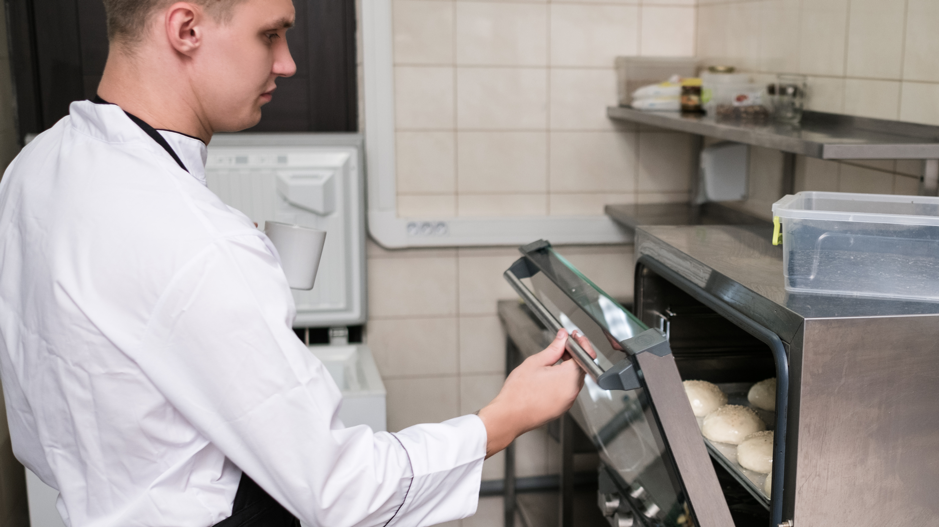 Five Tips on Buying a Used Commercial Range; Tips from a Used Restaurant Equipment Dealer in Tinley Park, Illinois