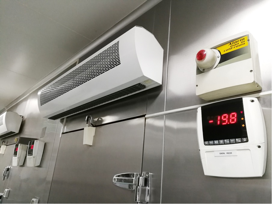 Buying a Reach-in-Freezer: Tips from a Homer Glen Used Restaurant Equipment Company