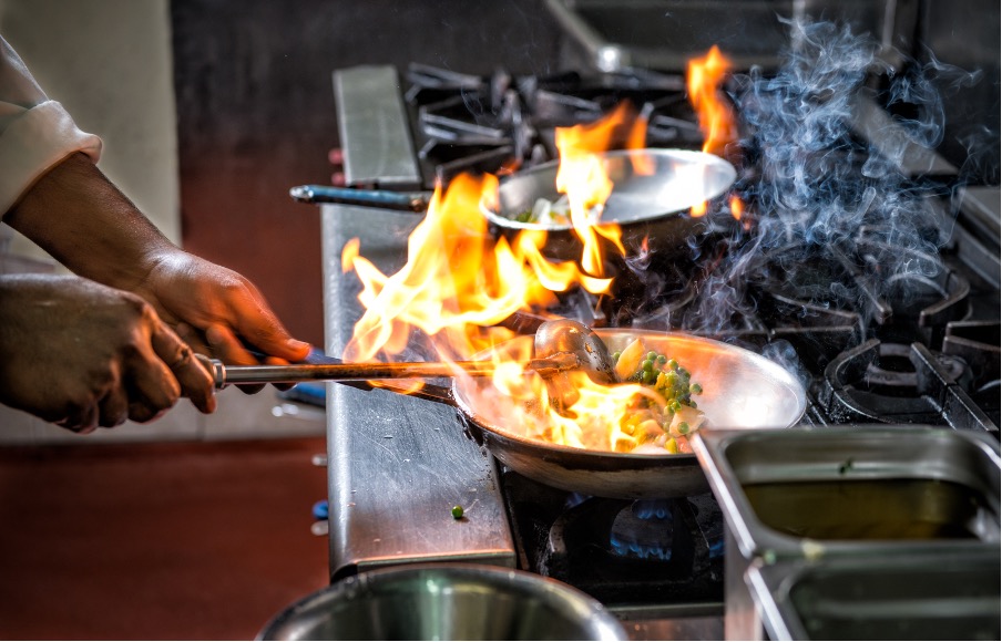 Eight Benefits of Buying Used Restaurant Equipment: Insights from a Glen Ellyn Used Restaurant Equipment Company