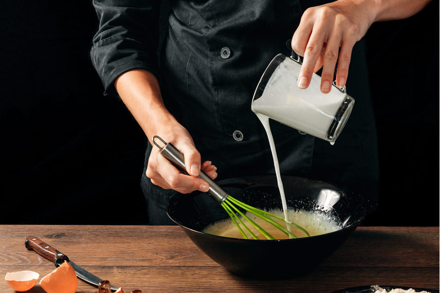 How to Choose the Right Whisk for Your Restaurant Kitchen: Insights from a Foodservice Equipment Supplier in Deerfield, Illinois