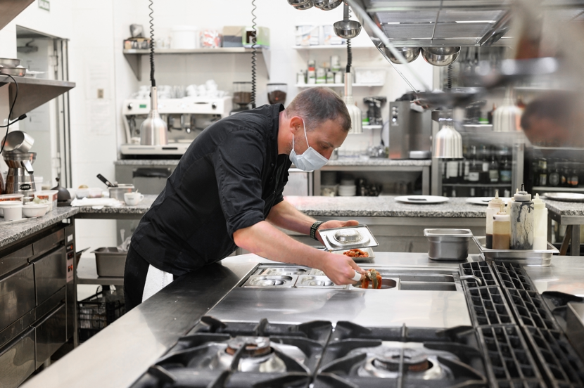 Five Tips for Purchasing Used Restaurant Equipment: Insights from a Foodservice Equipment Supplier in Aurora, Illinois