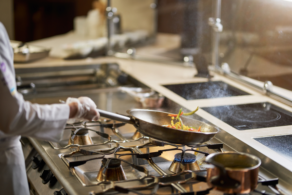 What Are Some Advantages of Purchasing Used Foodservice Equipment? Insights from a Used Foodservice Equipment Supplier in Homer Glen, Illinois