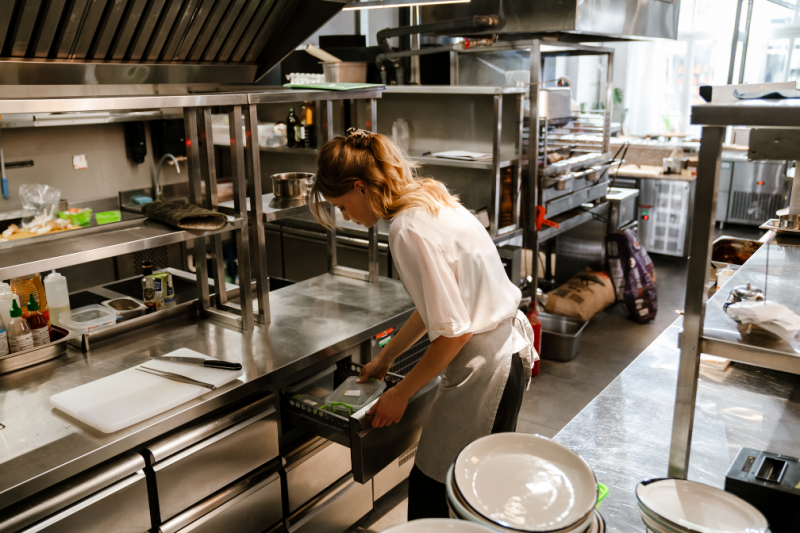 Shopping For Commercial Kitchen Equipment? Here Are Some Money-Saving Tips: Insights from a Kitchen Equipment Supplier in Lemont, Illinois