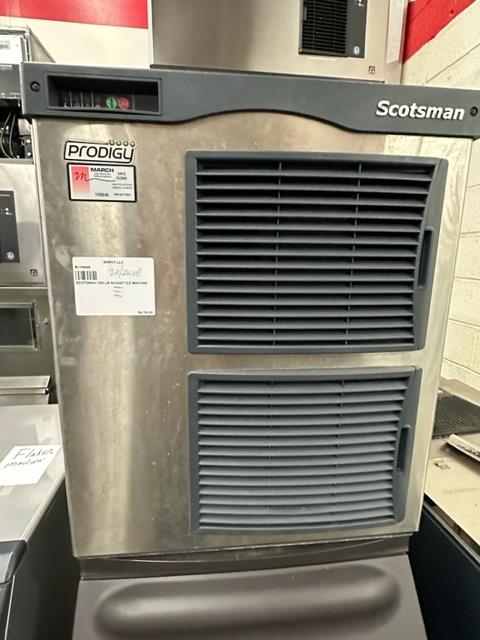 Scotsman 1300 LB Ice Machine