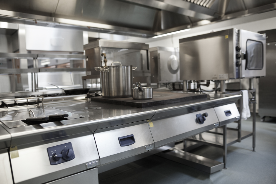 A Beginner’s Guide to Outfitting Your Restaurant Kitchen: Insights from a Restaurant Kitchen Equipment Supplier in Northbrook, Illinois